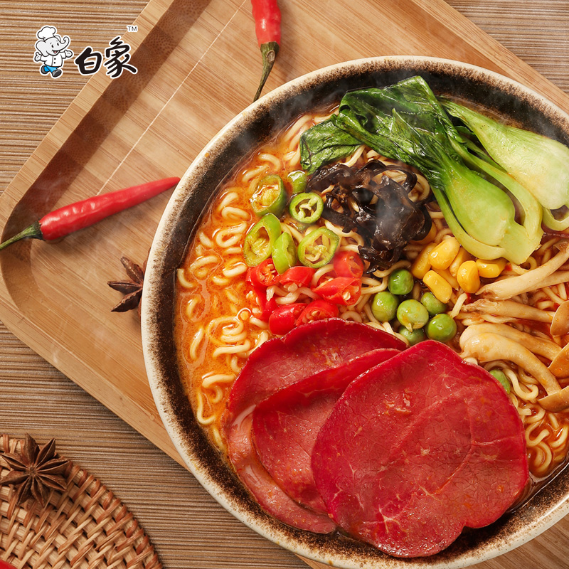 品味經(jīng)典與創(chuàng)新 白象湯好喝方便面系列深度解析